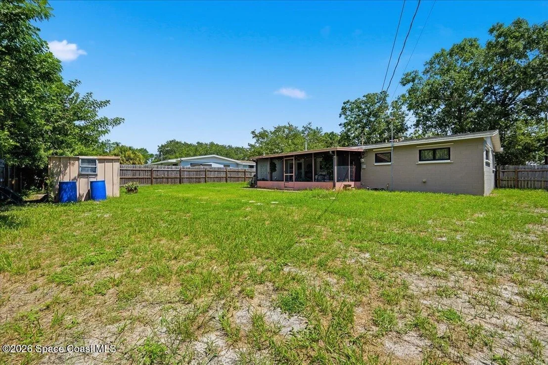 Photo of 2511 Stanford Drive N