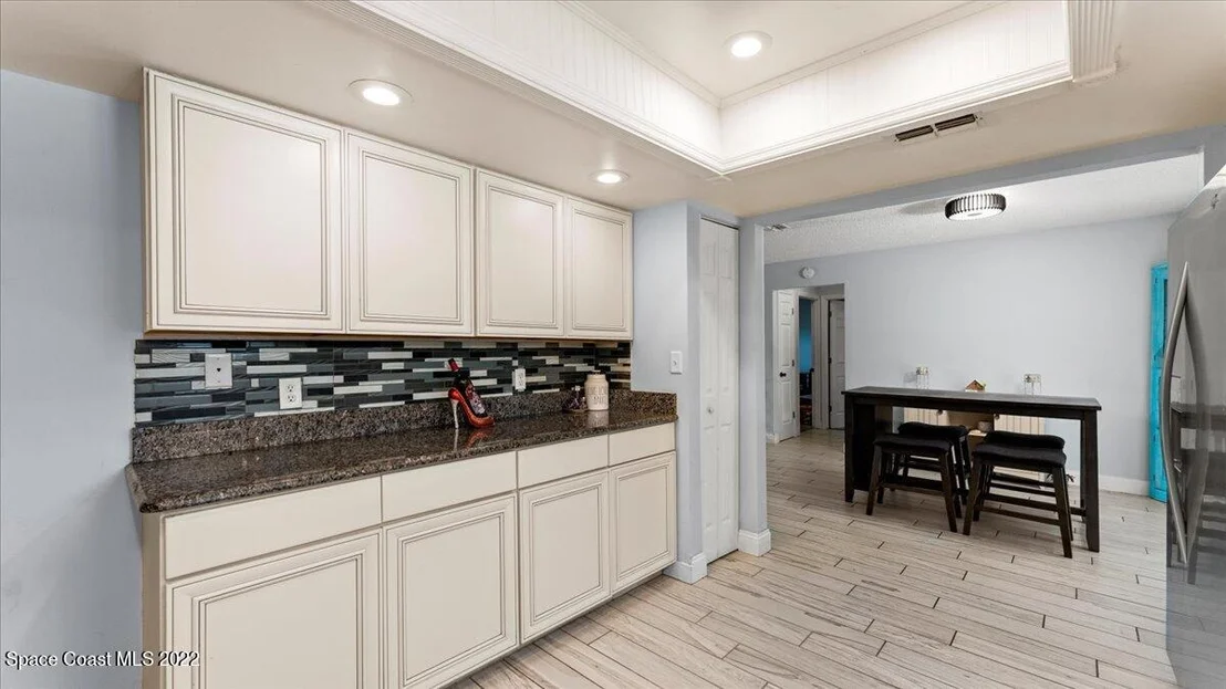 Photo of 6550 Beggs Terrace