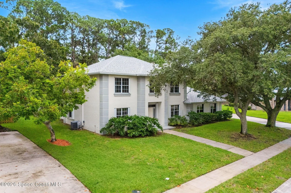 Photo of 578 Lake Ashley Circle