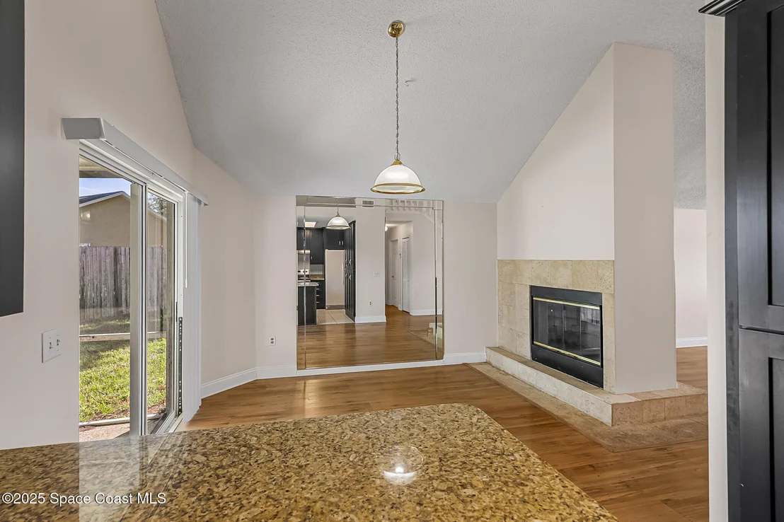 Photo of 822 Emerald Way