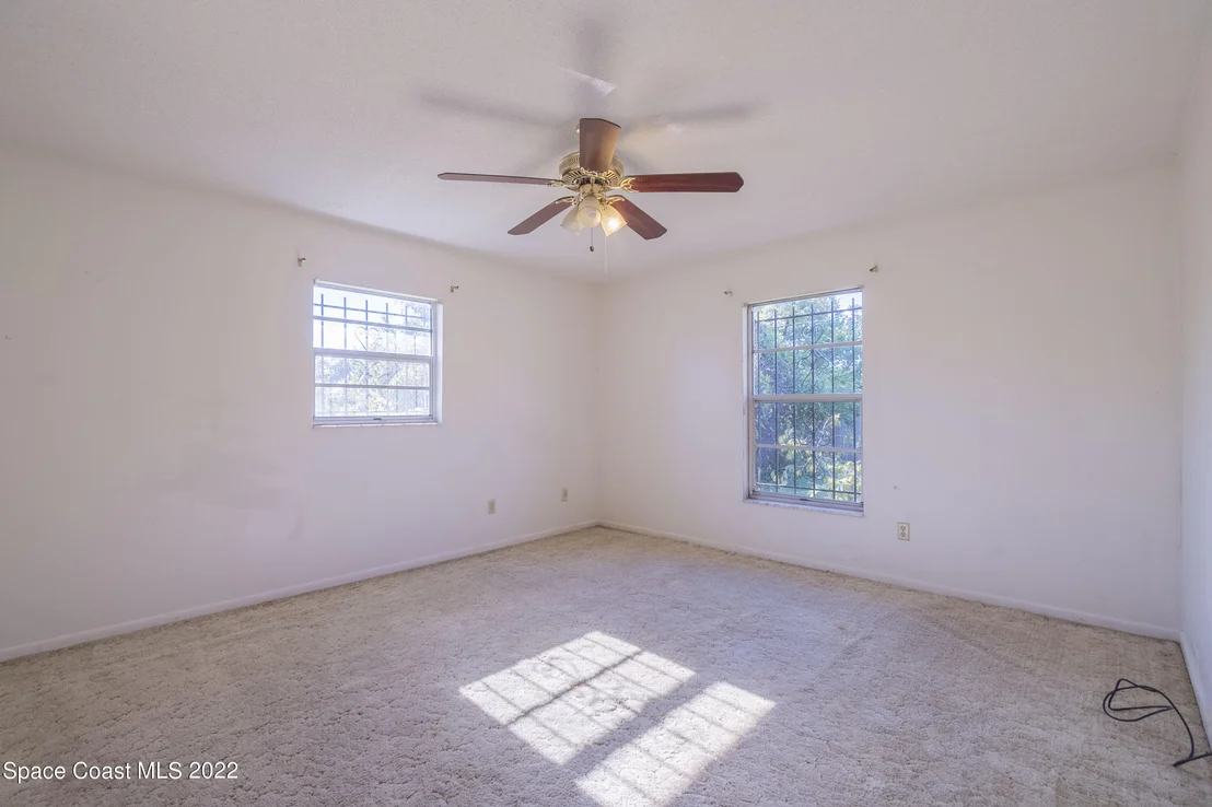 Photo of 936 Clayton Drive