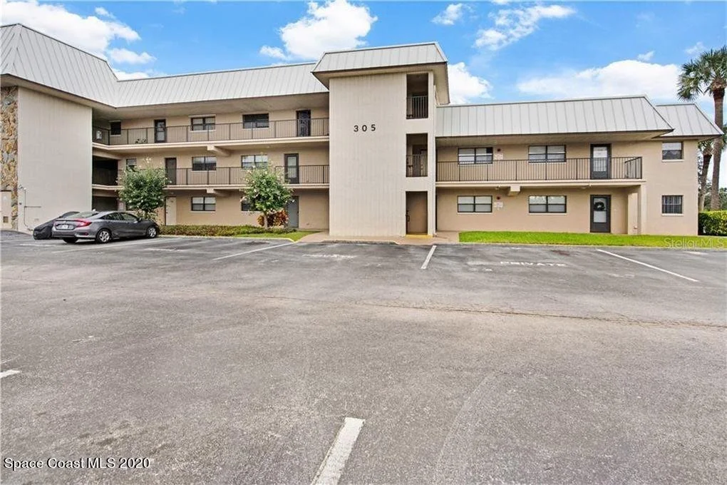 Photo of Unit 1025 at 315 Tangle Run Boulevard