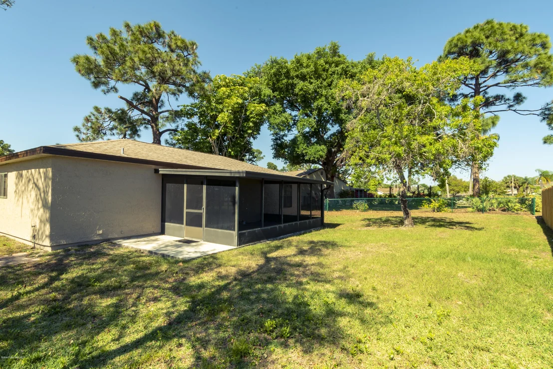Photo of 949 Ginger Way