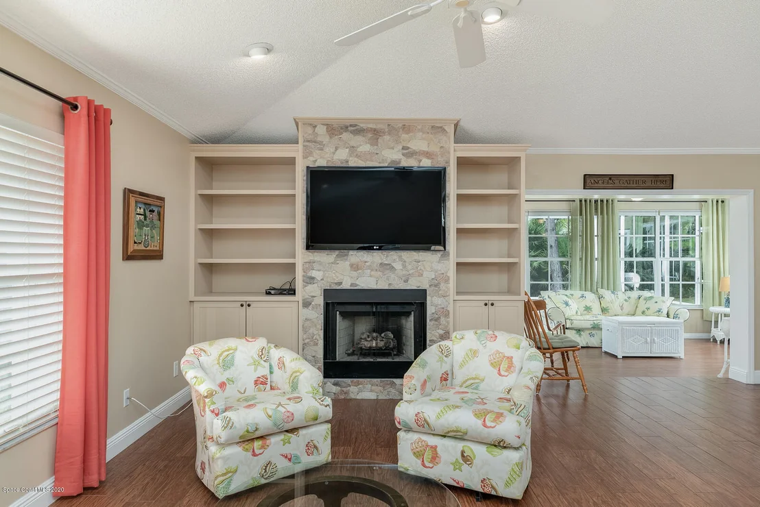 Photo of 1879 Sun Gazer Drive