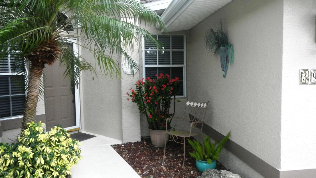 Photo of 3914 Saint Armens Circle