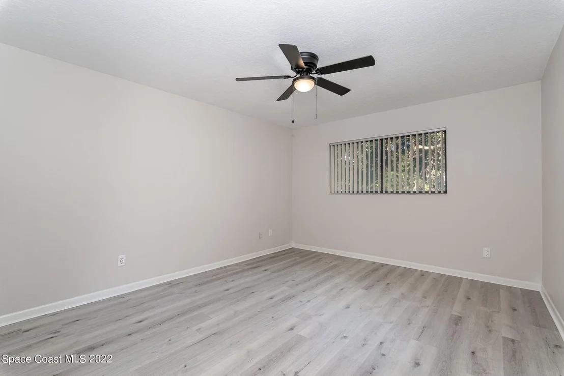 Photo of Unit 921 at 2345 Golf Lake Circle