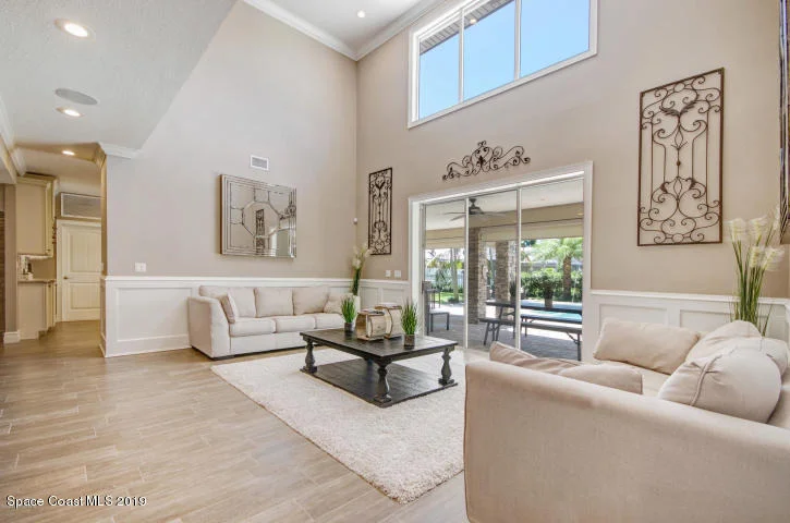 Photo of 661 Nightingale Drive