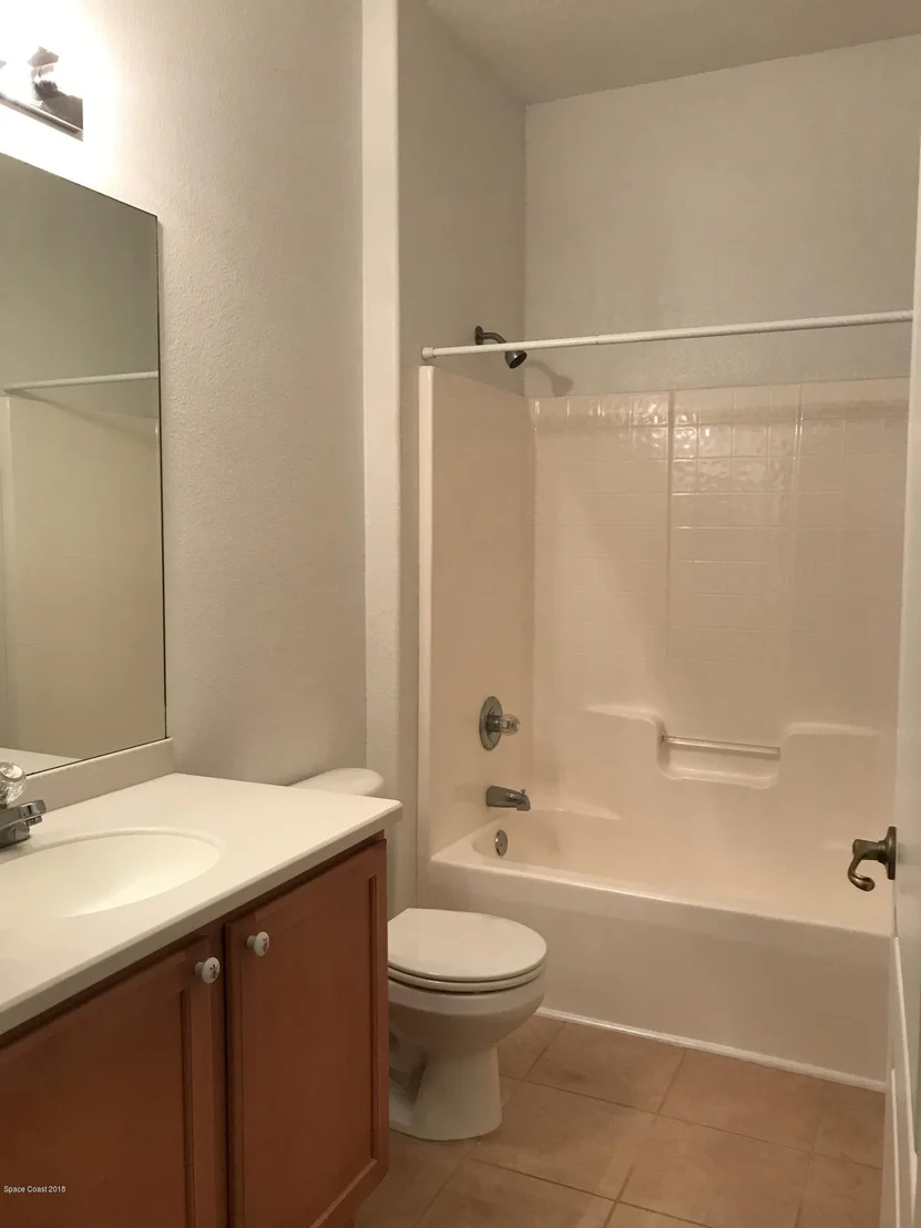 Photo of 1511 Bridgeport Circle