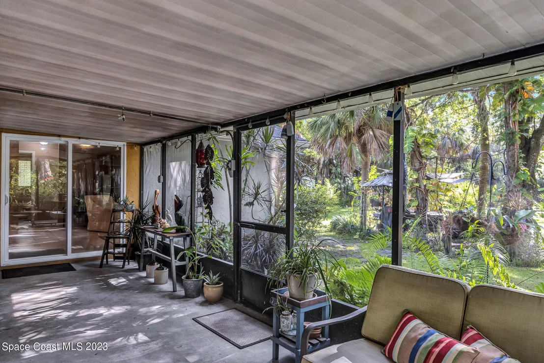 Photo of 2365 Homestead Lane