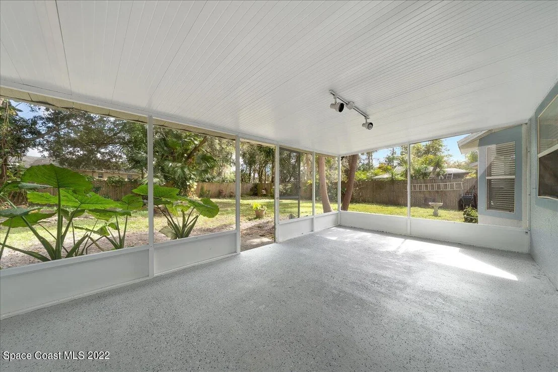 Photo of 6165 Corning Road
