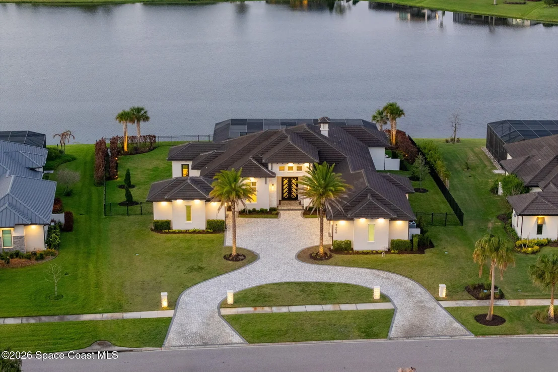 Photo of 3698 Lake Adelaide Place