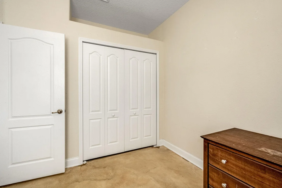 Photo of 392 Waterside Circle