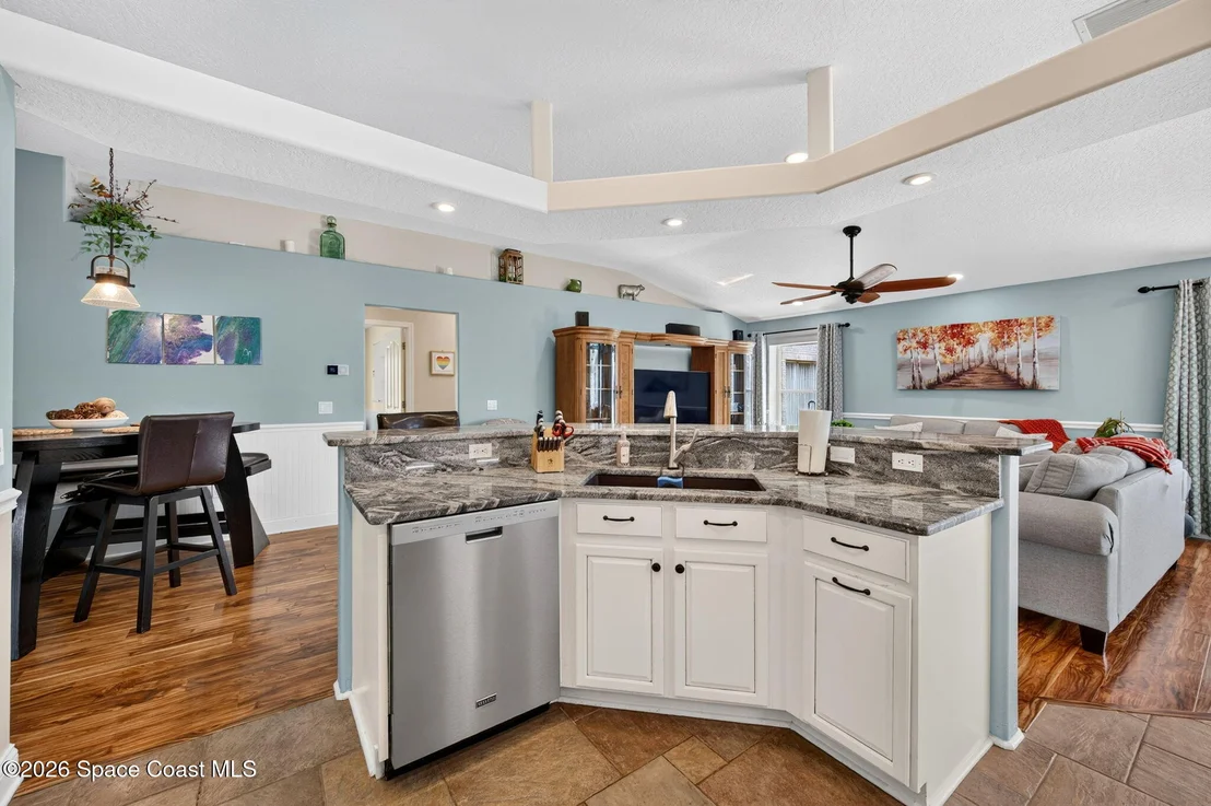 Photo of 341 Allison Drive