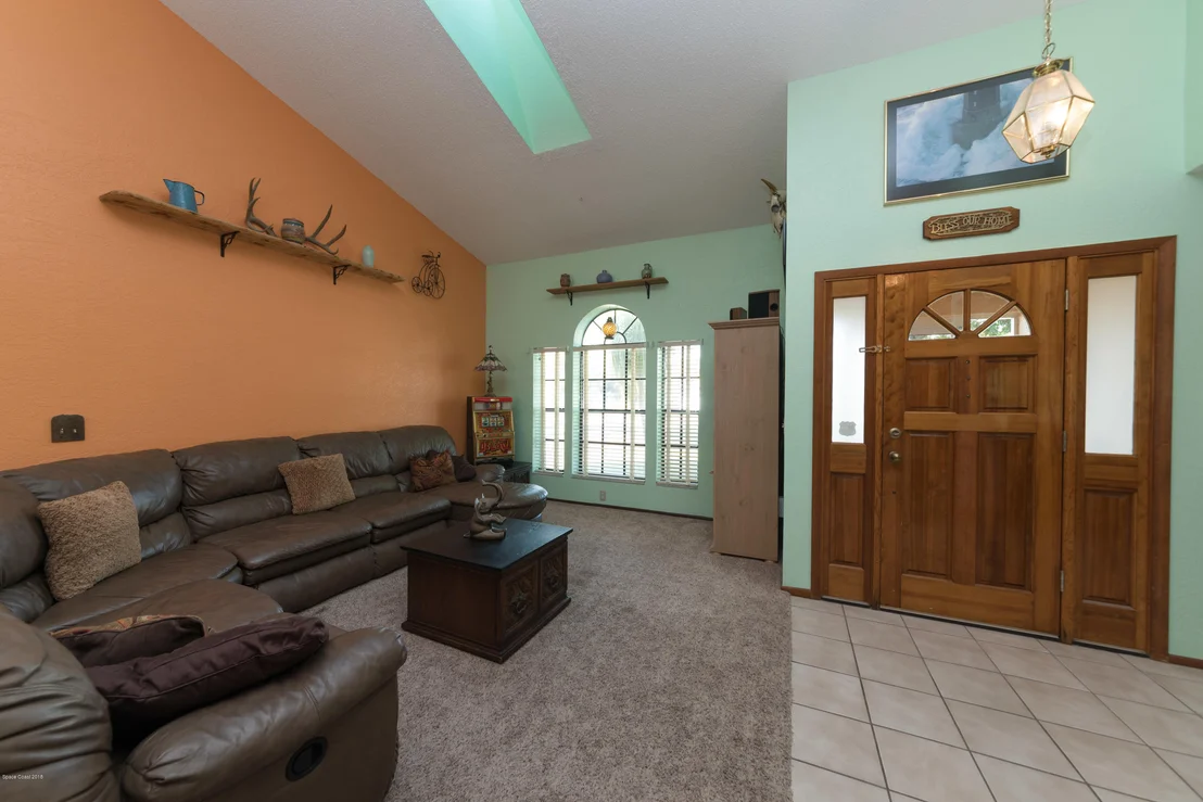 Photo of 933 Yorktowne Drive