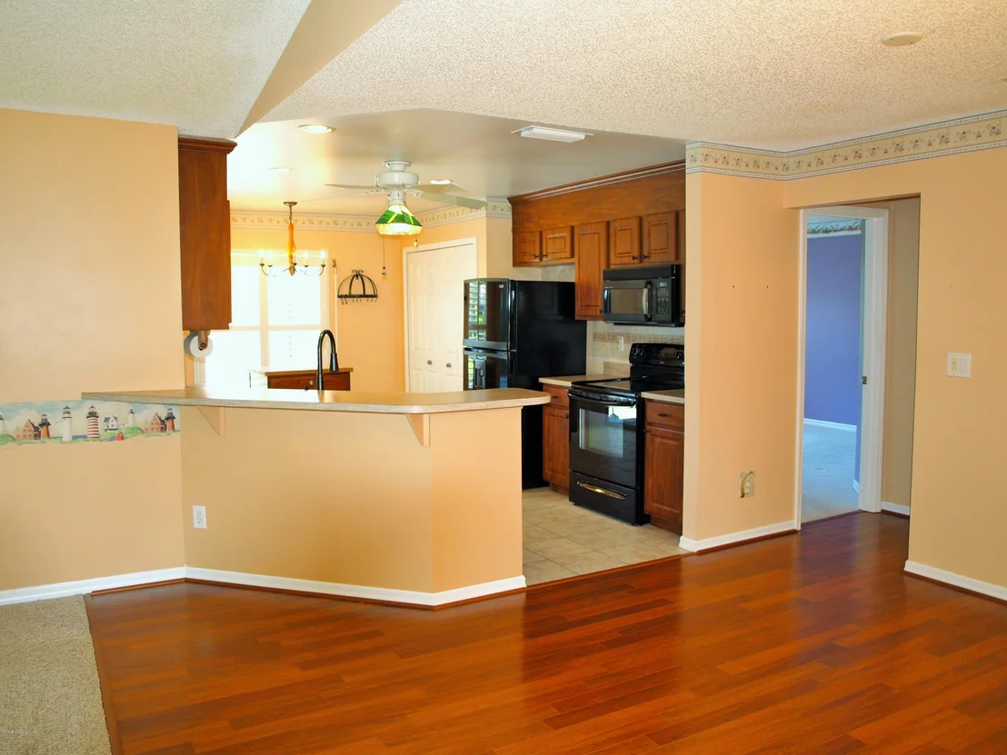Photo of 283 Twin Lakes Road