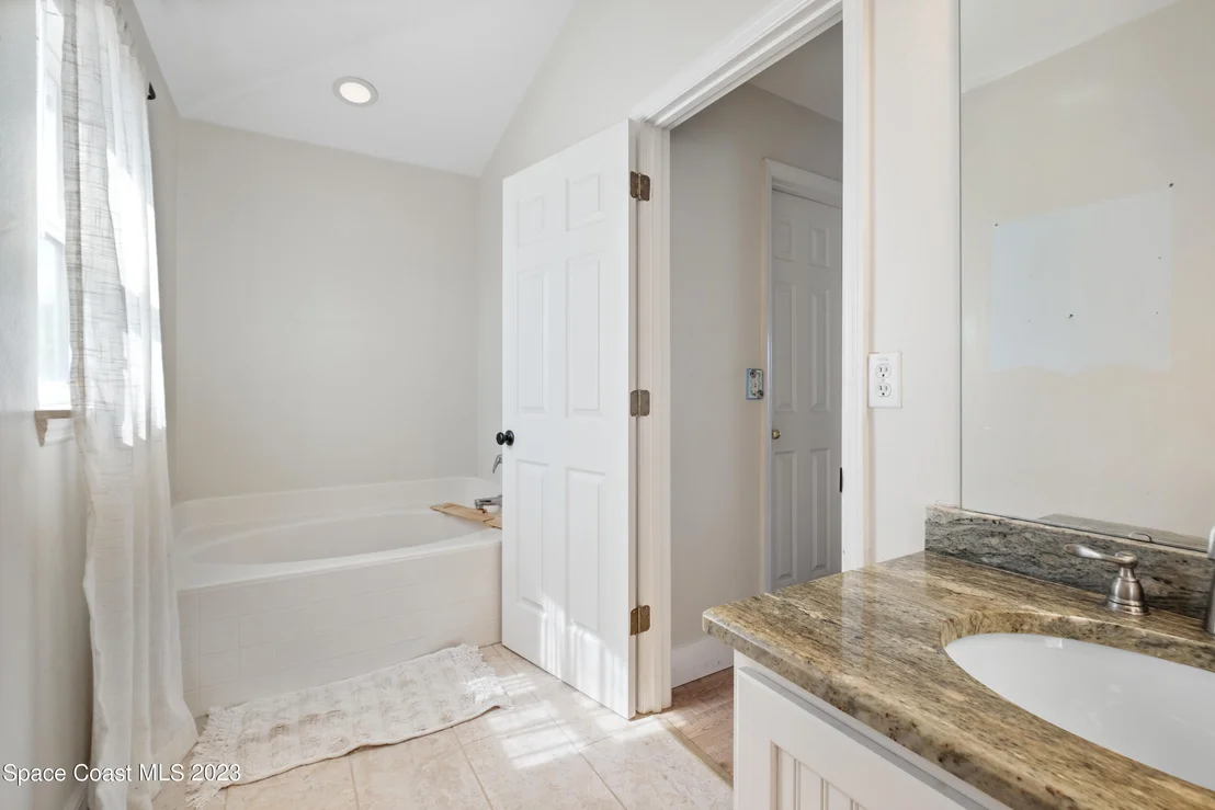 Photo of 262 Mcclain Drive
