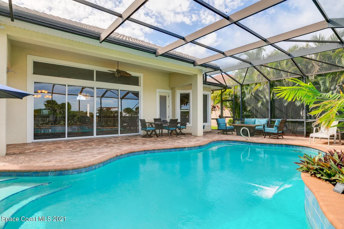 Photo of 6585 Arroyo Drive