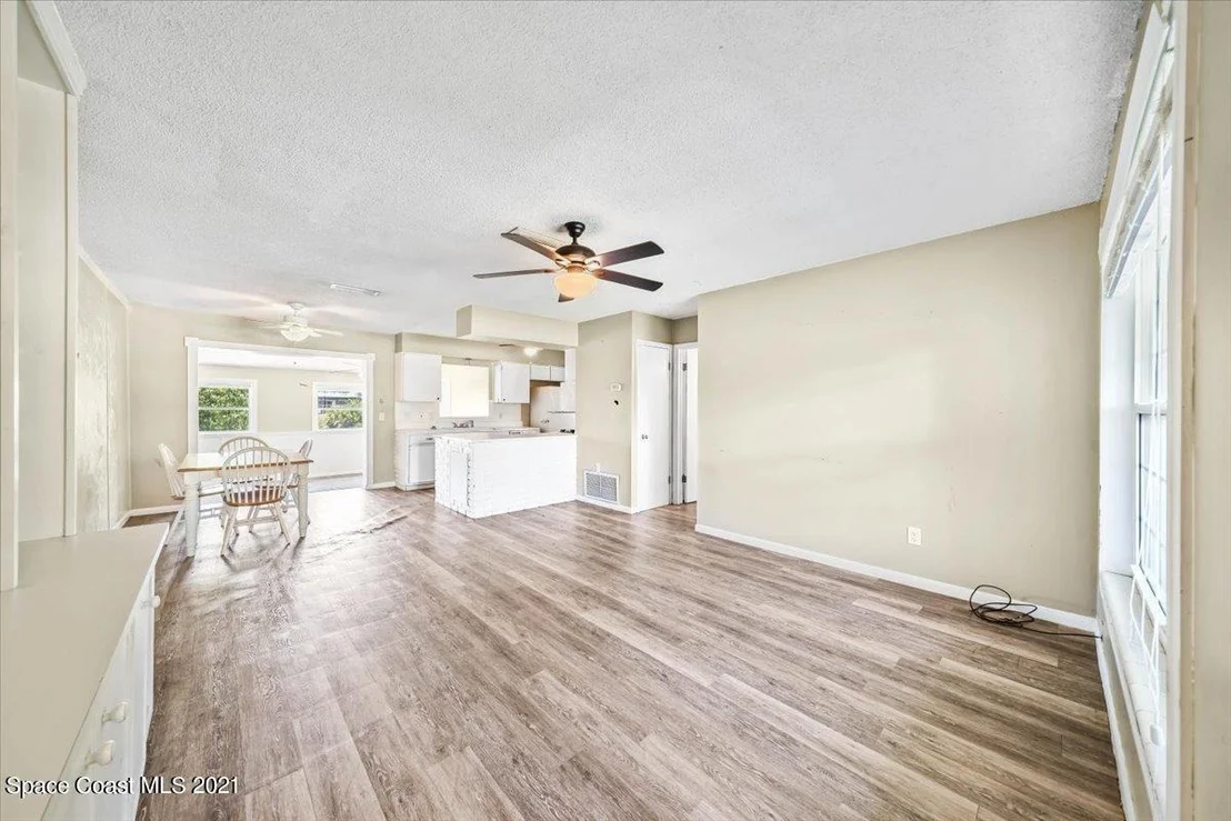 Photo of 988 Palmer Street
