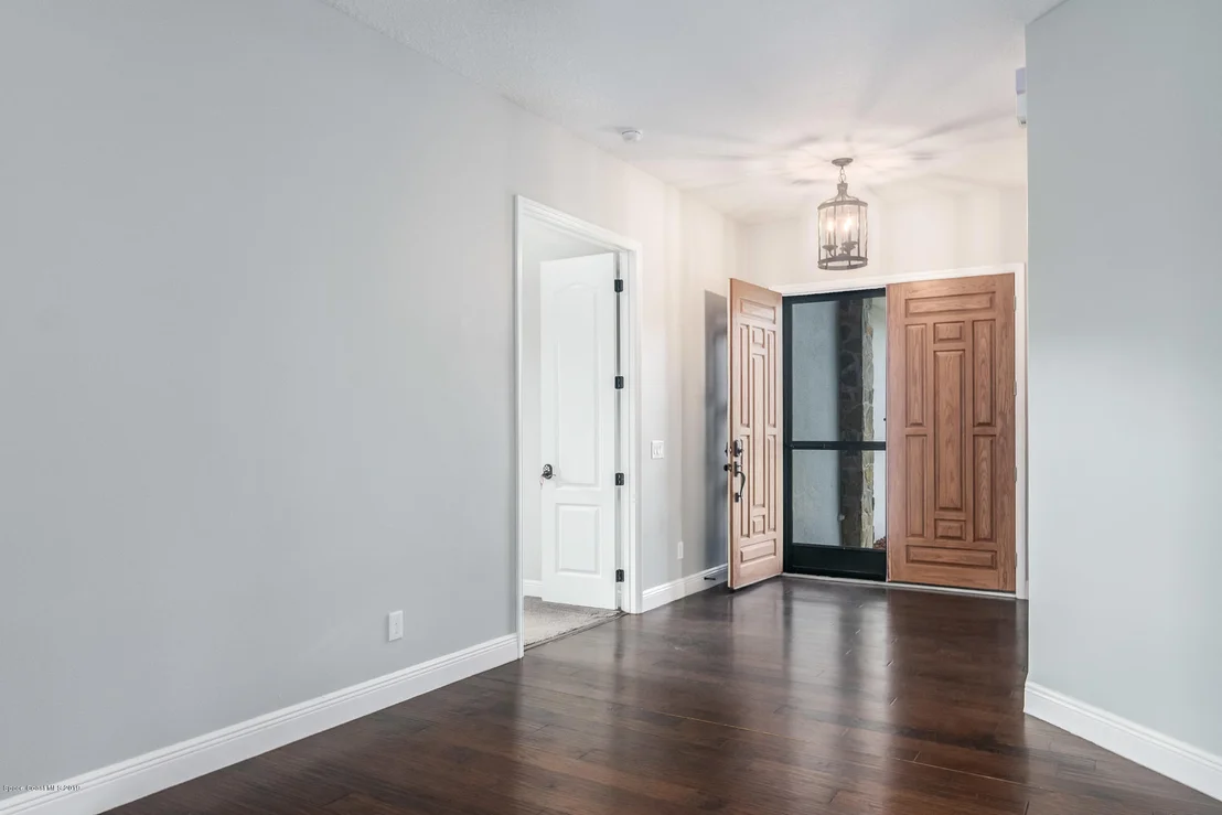 Photo of 1405 Barrow Lane