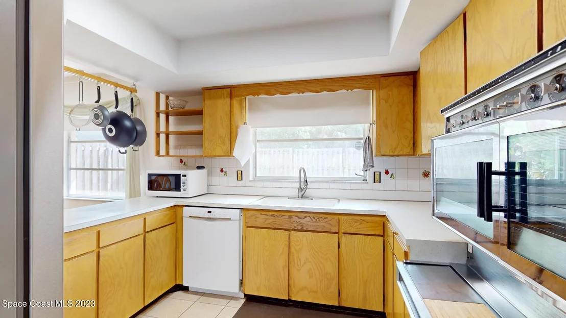 Photo of 383 Chester Drive
