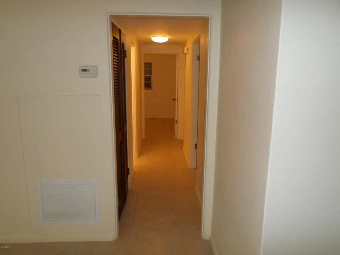 Photo of 305 Edinburgh Drive