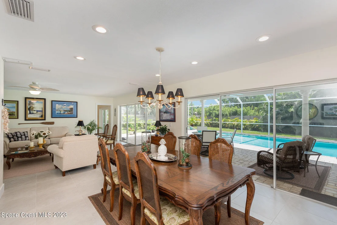 Photo of 707 Hibiscus Trail