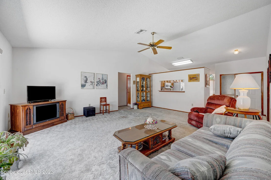 Photo of 926 Yorktowne Drive