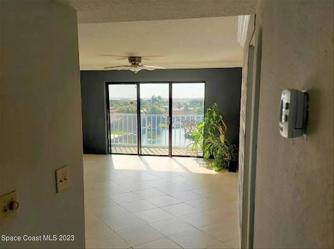 Photo of Unit 1504 at 1700 Commodore Boulevard