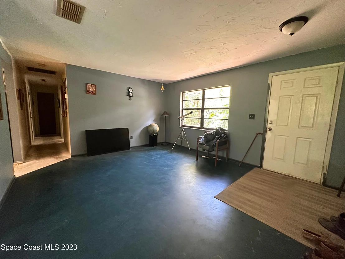 Photo of 5360 Avocado Avenue