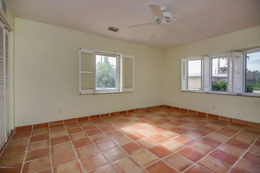 Photo of 2075 N Highway A1a N