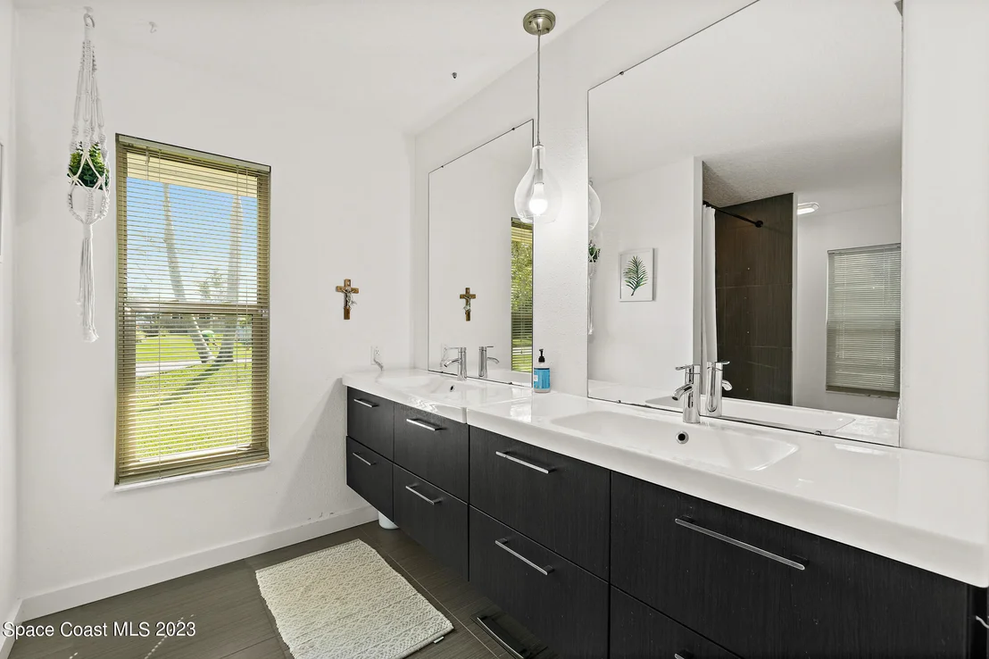Photo of 460 Monaco Drive
