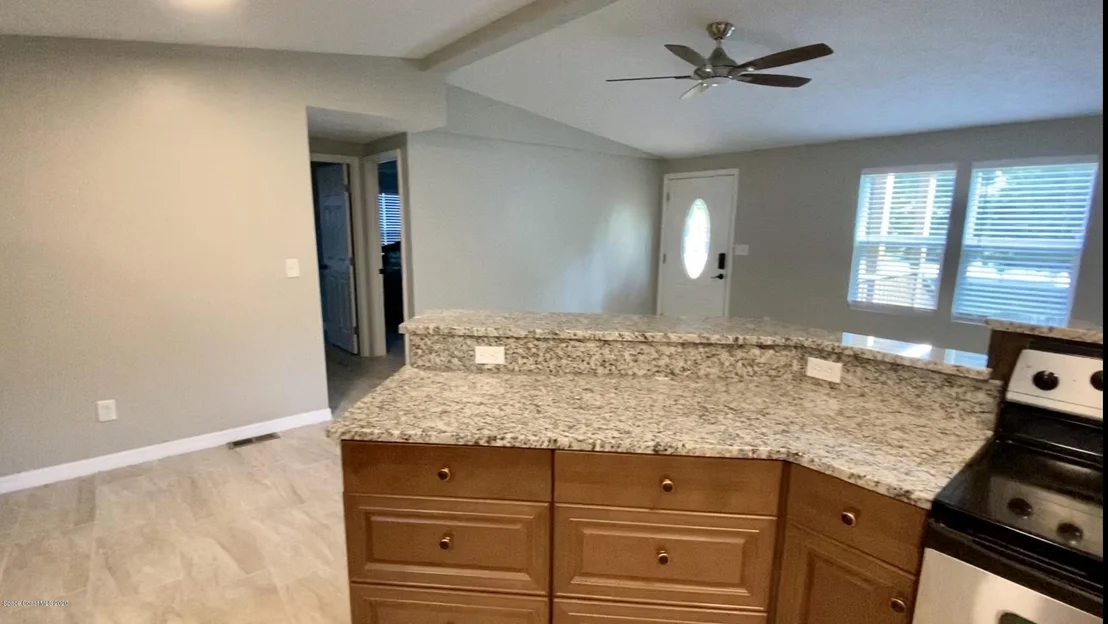 Photo of 2350 Parrish Road