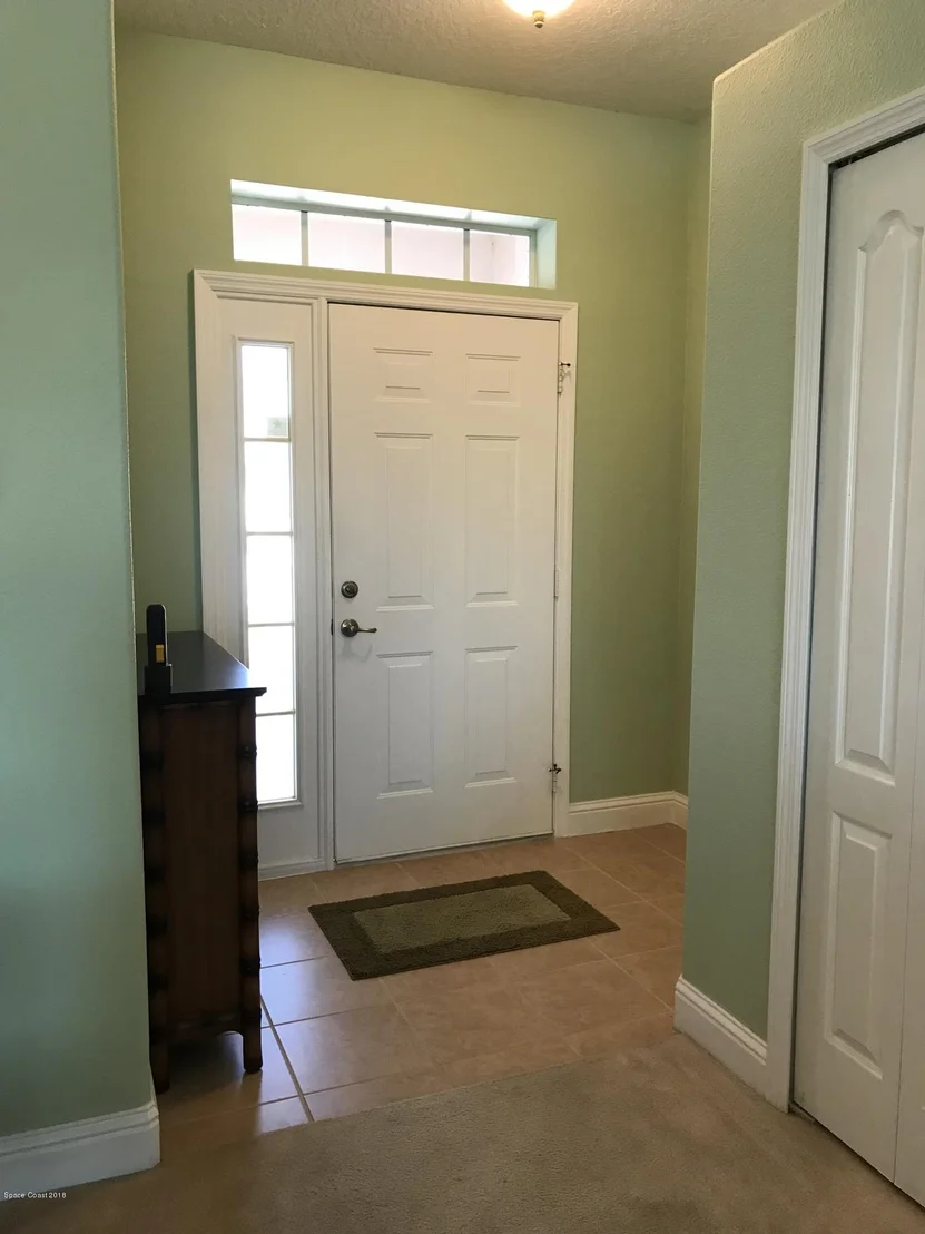 Photo of 1511 Bridgeport Circle