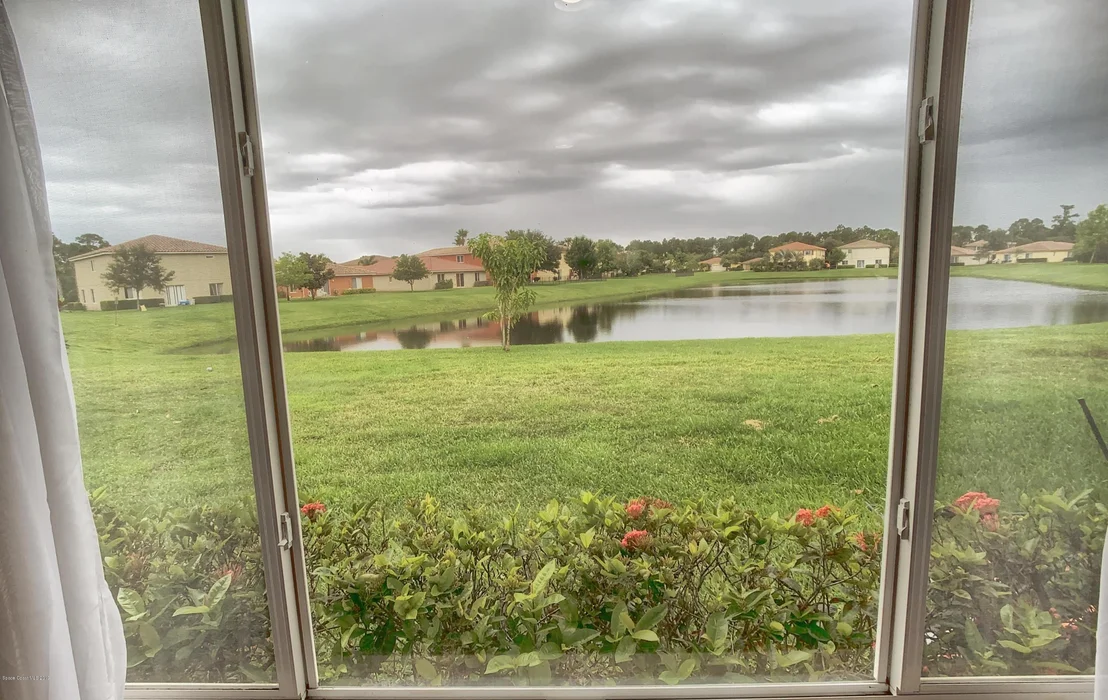 Photo of 4467 56th Lane