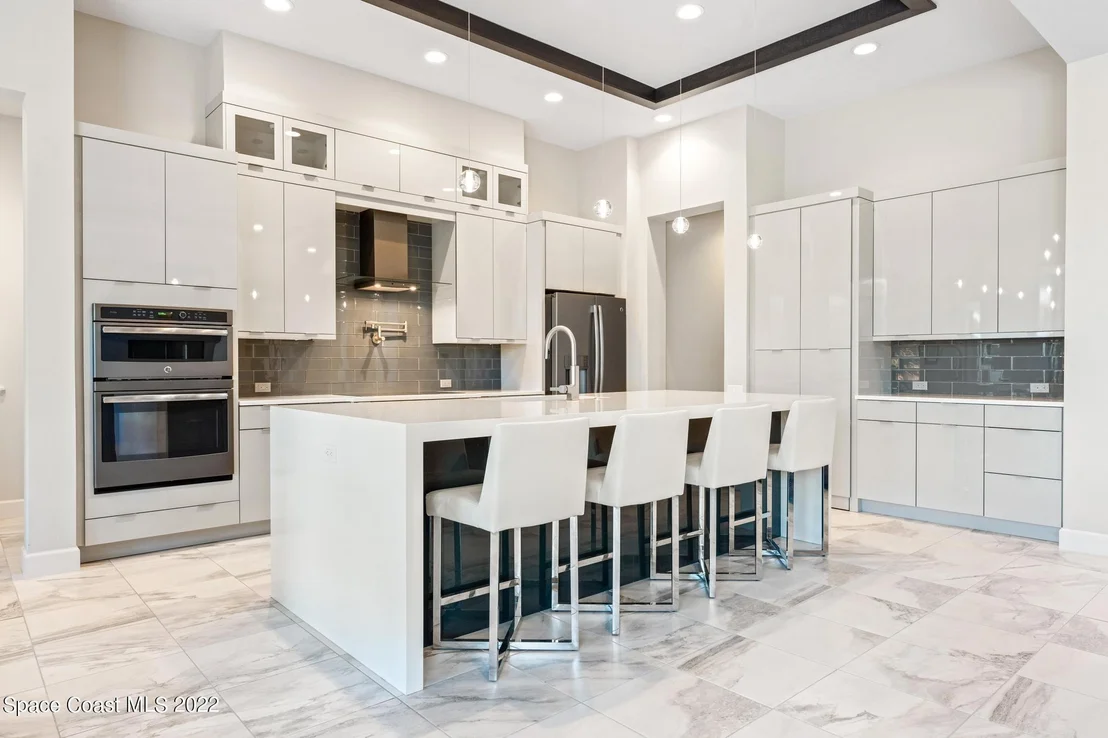 Photo of 2902 Emeldi Lane