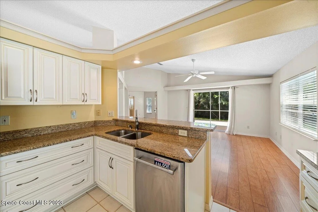 Photo of 330 Las Olas Drive