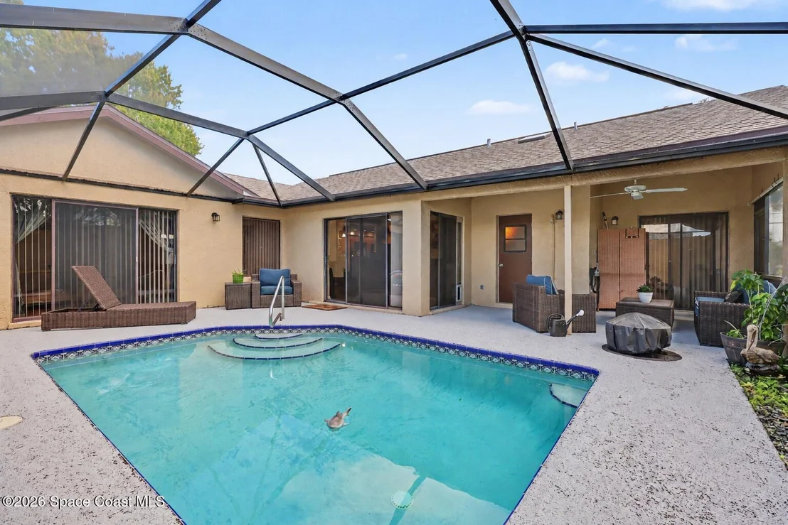 Photo of 594 Pine Forest Court