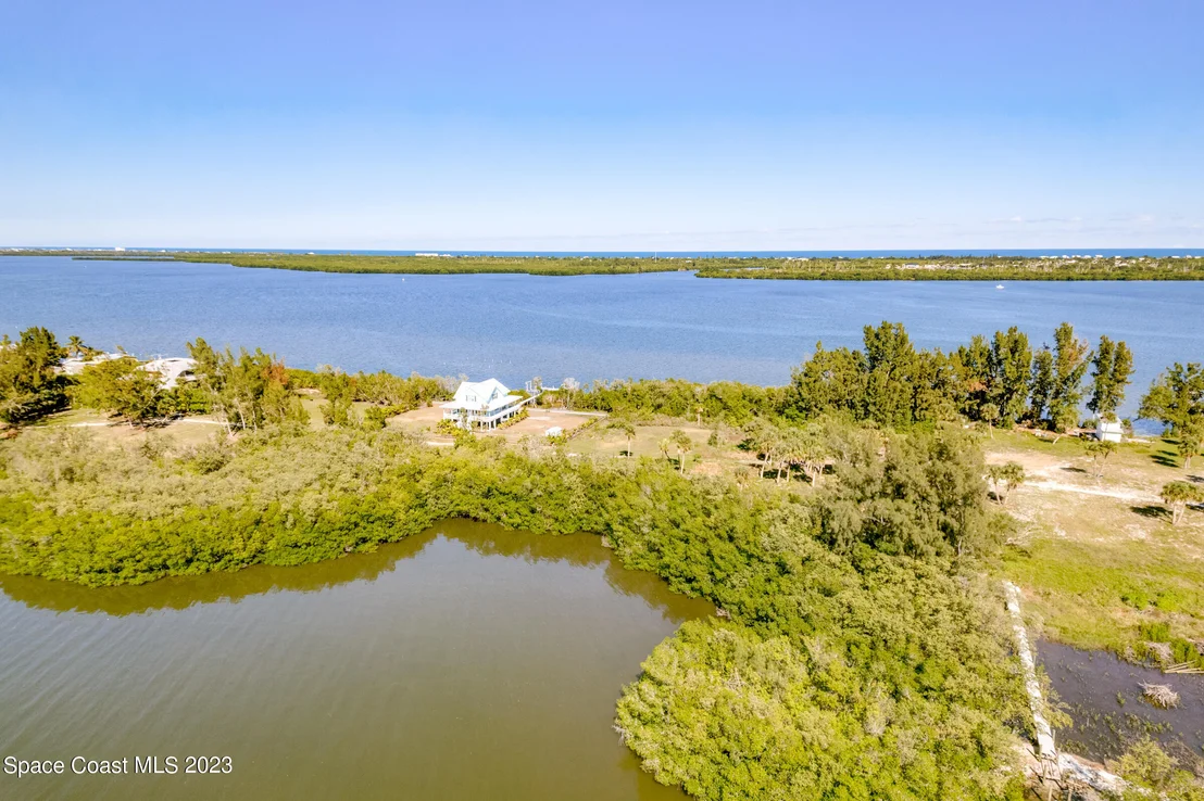 Photo of 2 Grant Island Estates