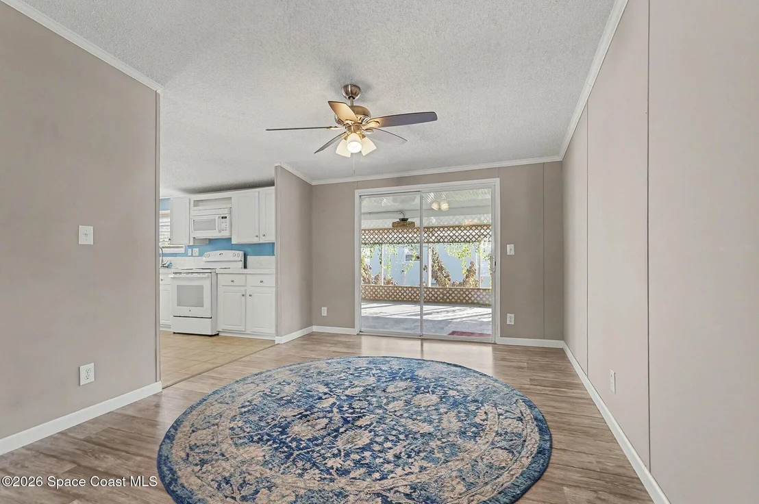 Photo of 926 Laurel Circle