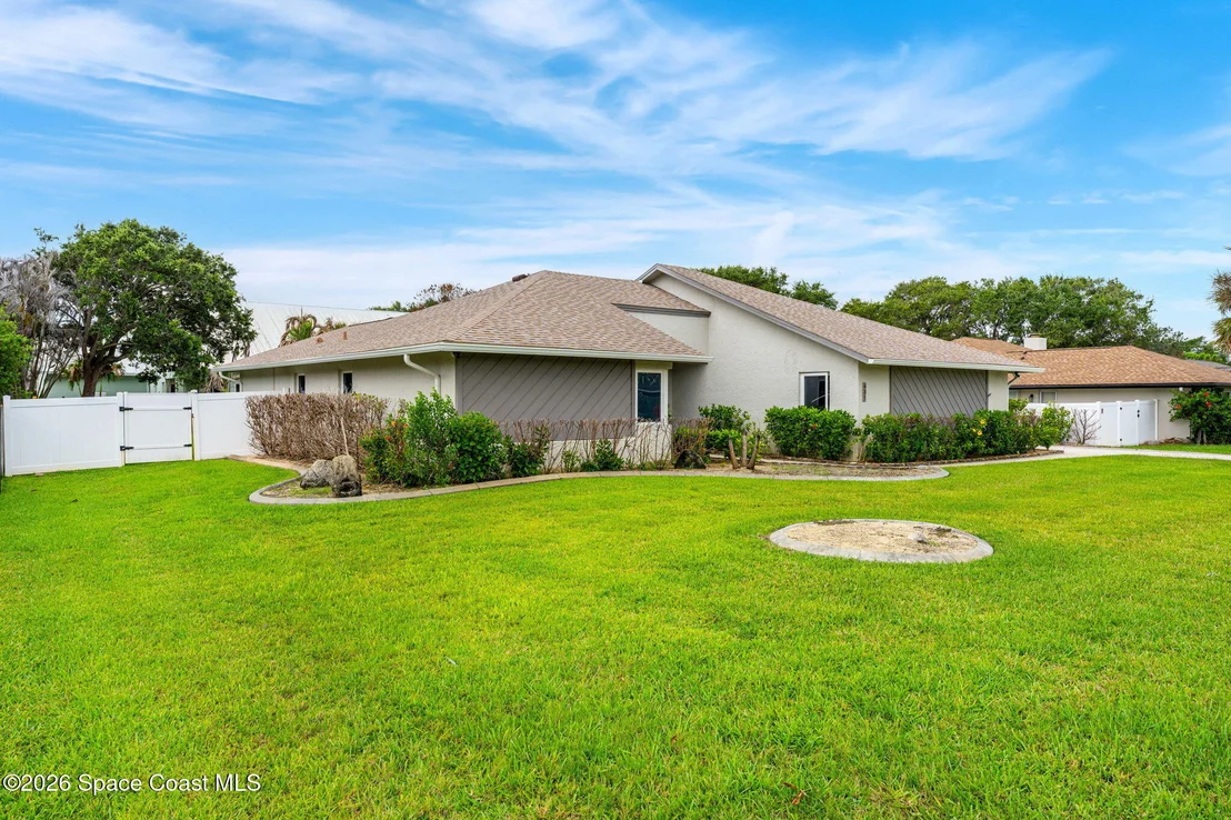 Photo of 431 Mosswood Boulevard