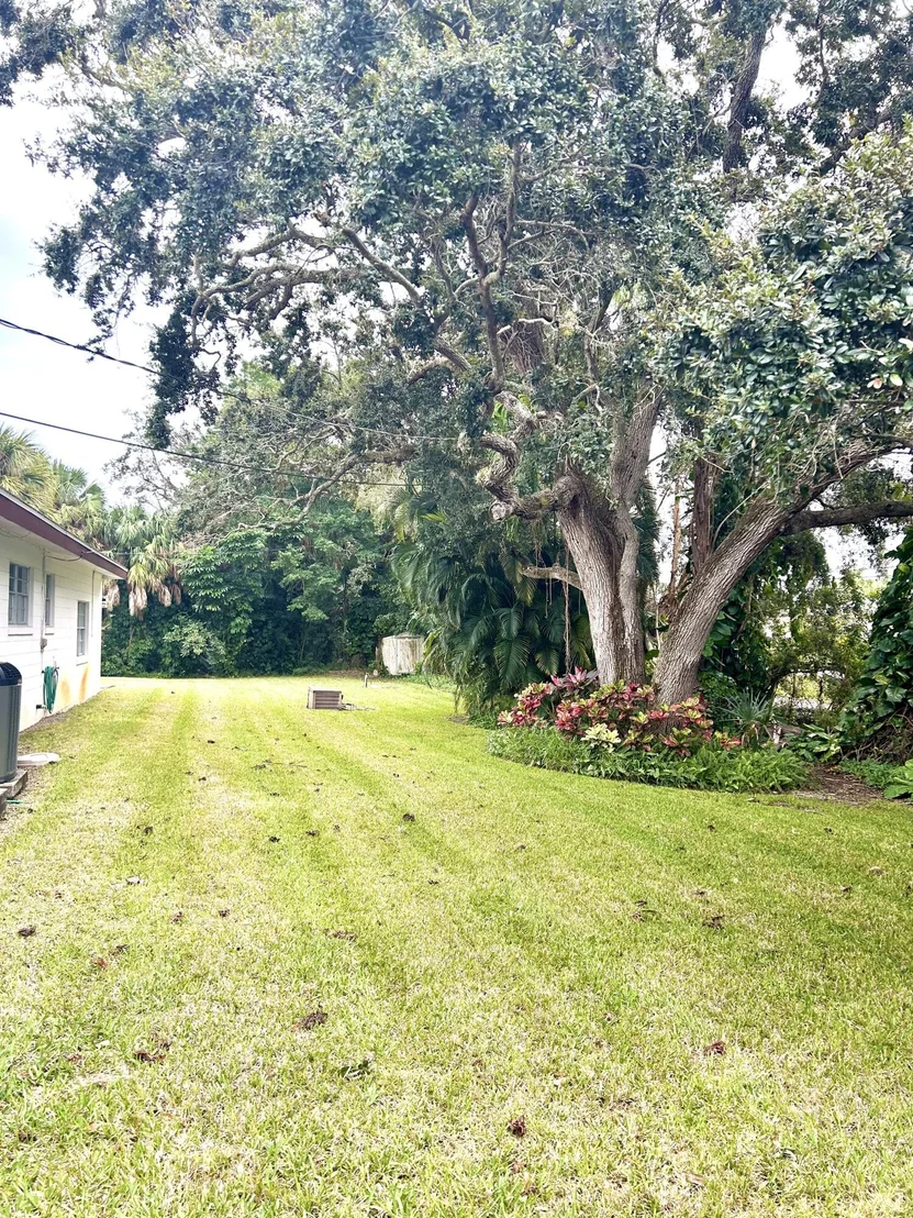 Photo of 311 Par Avenue