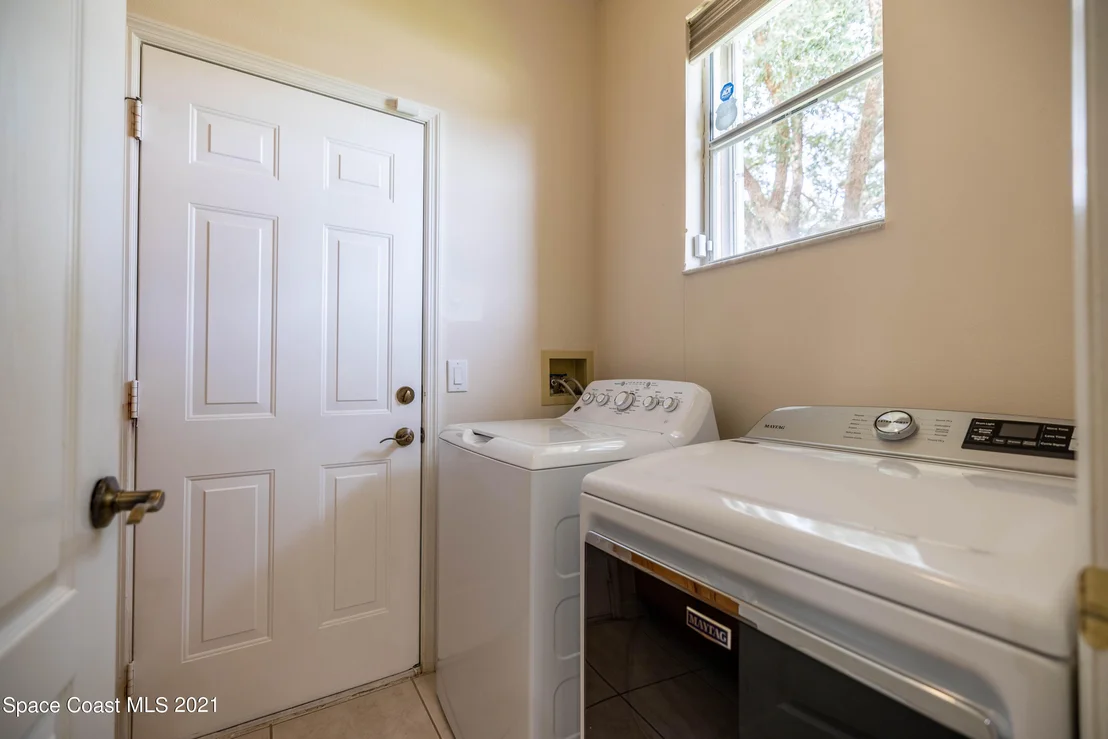 Photo of 921 Wimbledon Drive