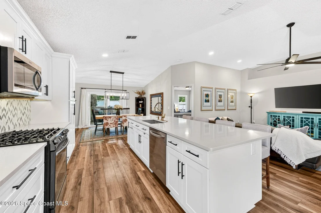 Photo of 1716 Vista Lake Circle