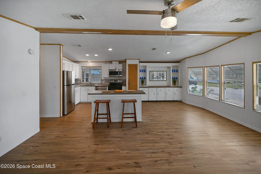 Photo of 451 E Egret Circle
