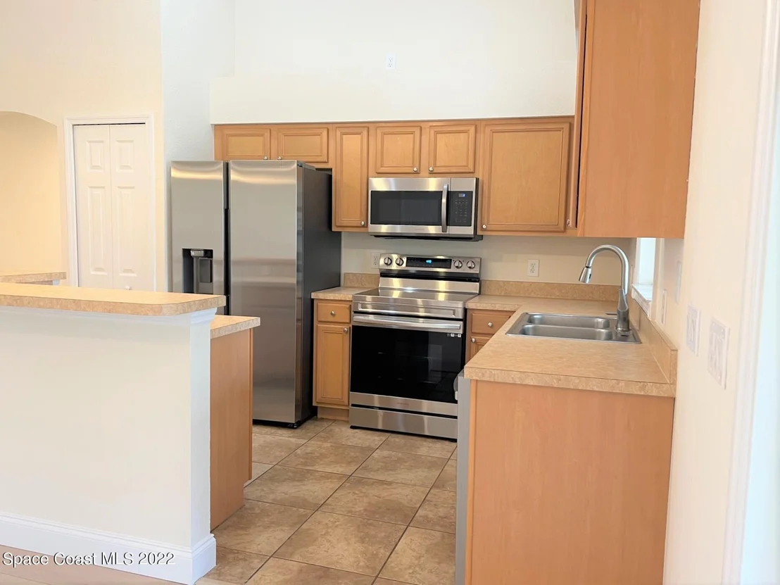 Photo of 812 Tedder Road SE