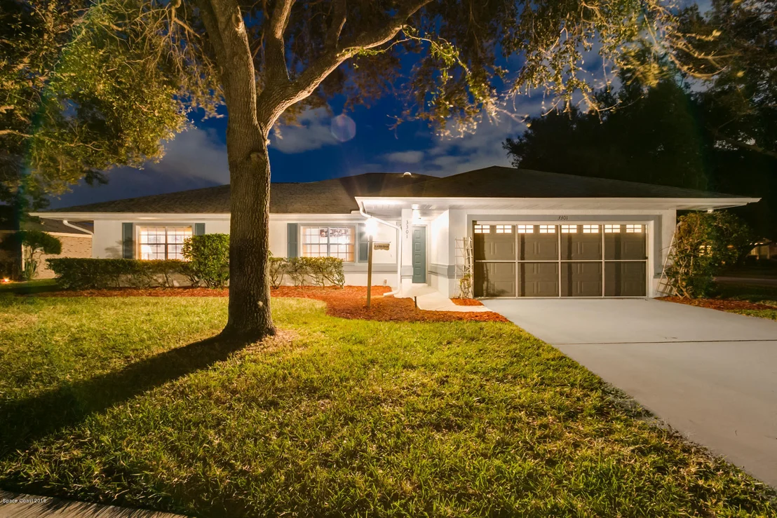 Photo of 3301 Lake View Circle