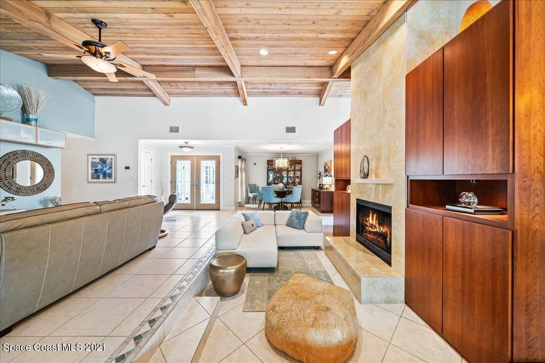 Photo of 545 Solitaire Palm Drive