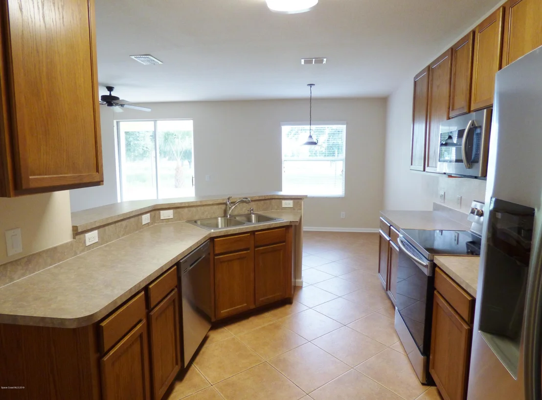 Photo of 602 Cressa Circle