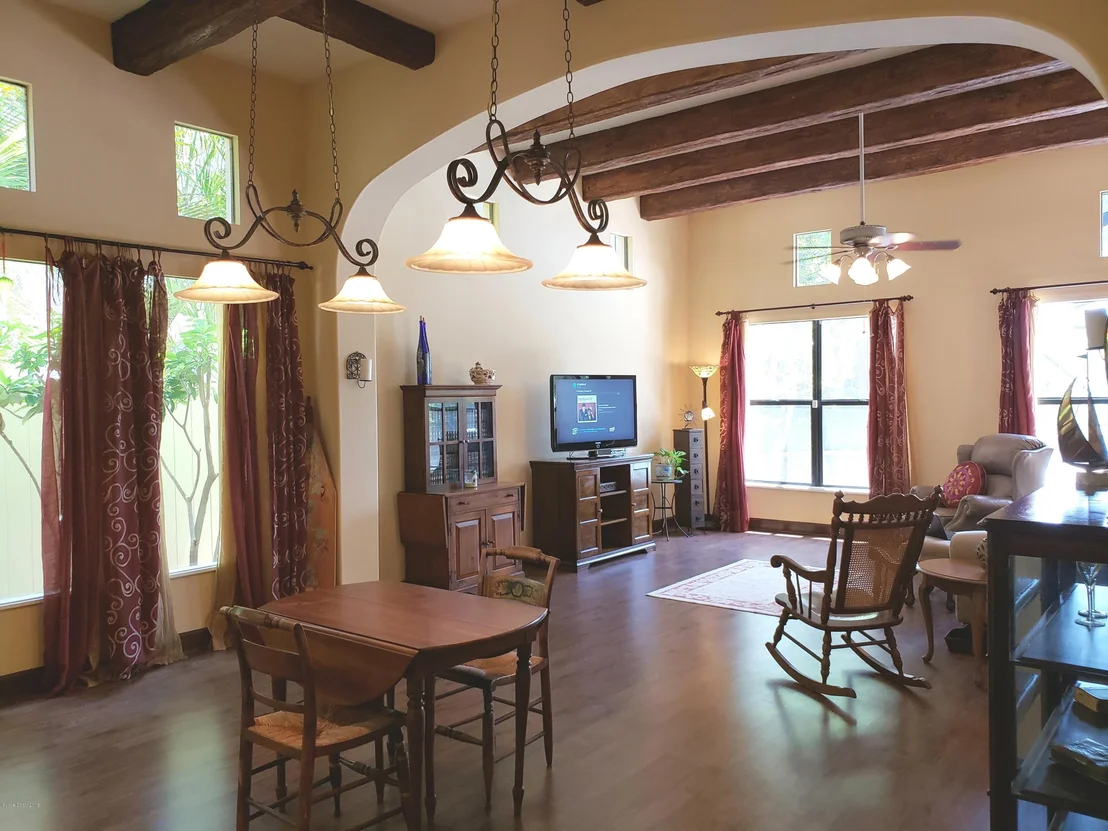 Photo of 405 Point Lobos Drive