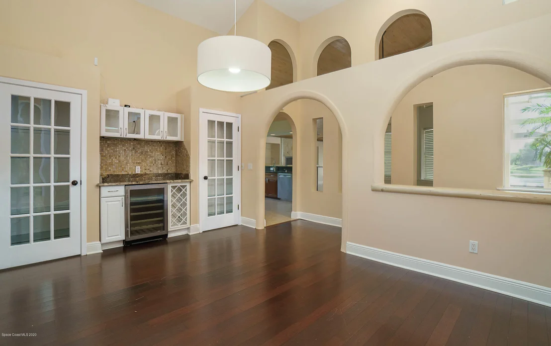 Photo of 845 Sanderling Drive